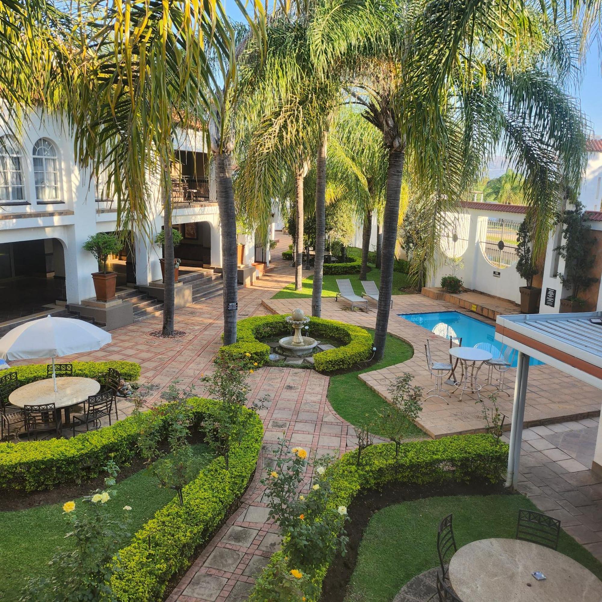 Casa Grande Guest Lodge Brits Extérieur photo