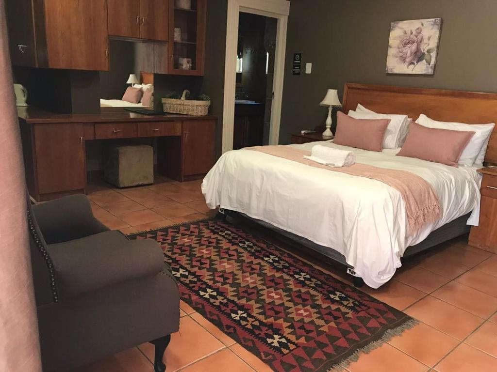 Casa Grande Guest Lodge Brits Extérieur photo