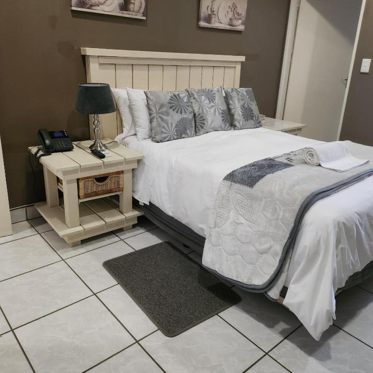 Casa Grande Guest Lodge Brits Extérieur photo