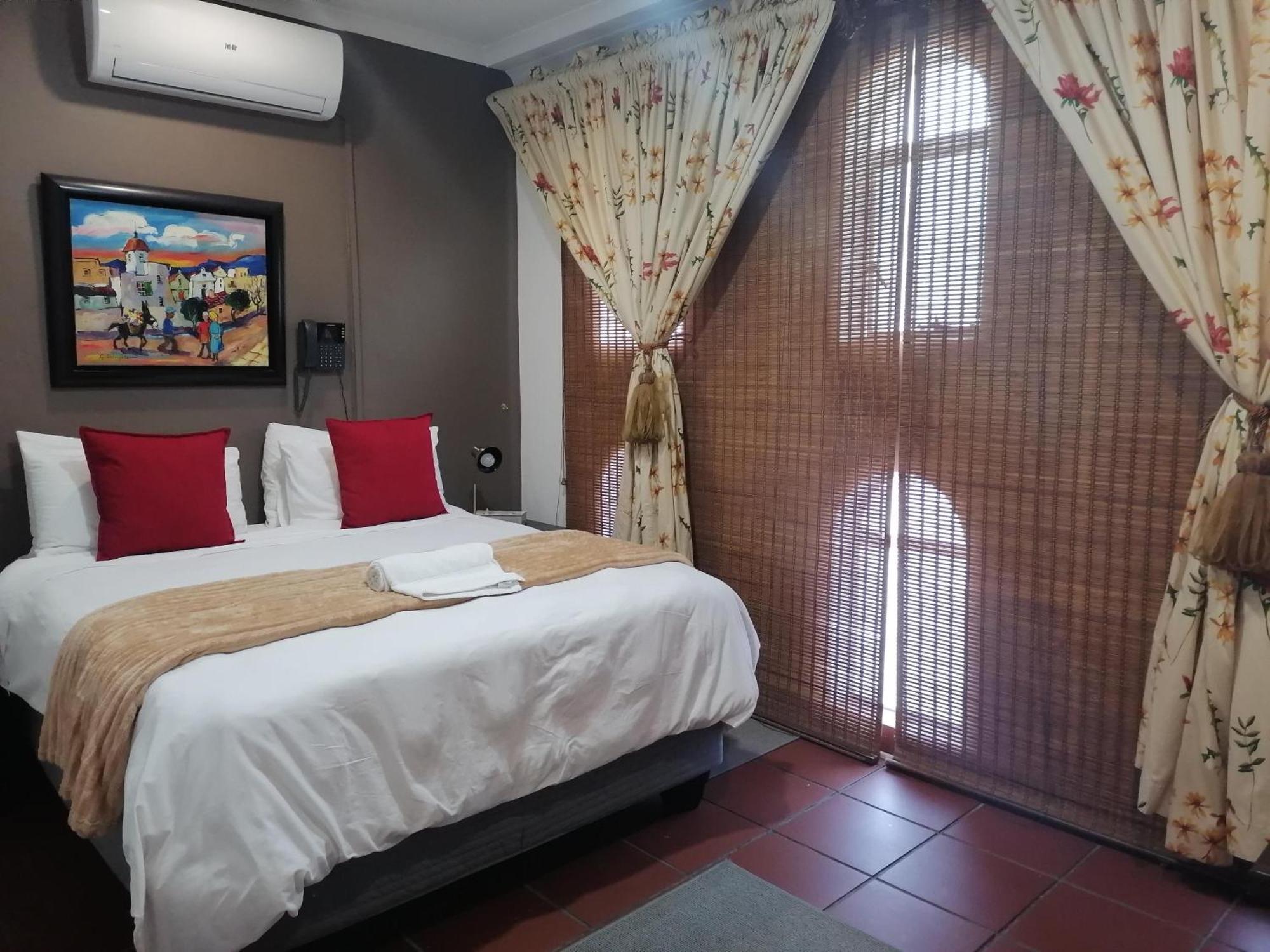 Casa Grande Guest Lodge Brits Extérieur photo