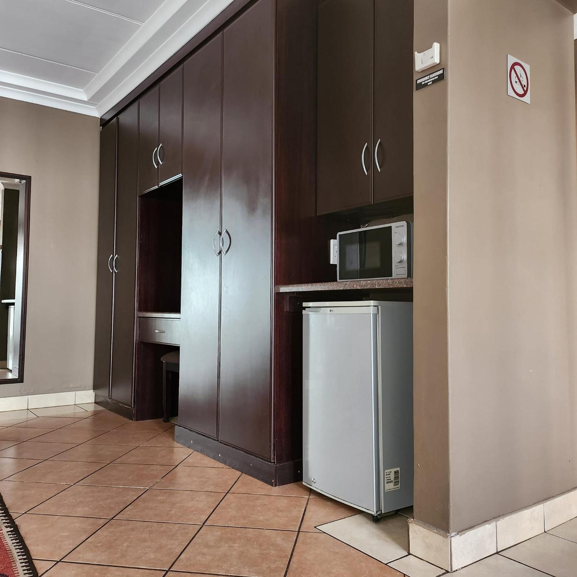 Casa Grande Guest Lodge Brits Extérieur photo